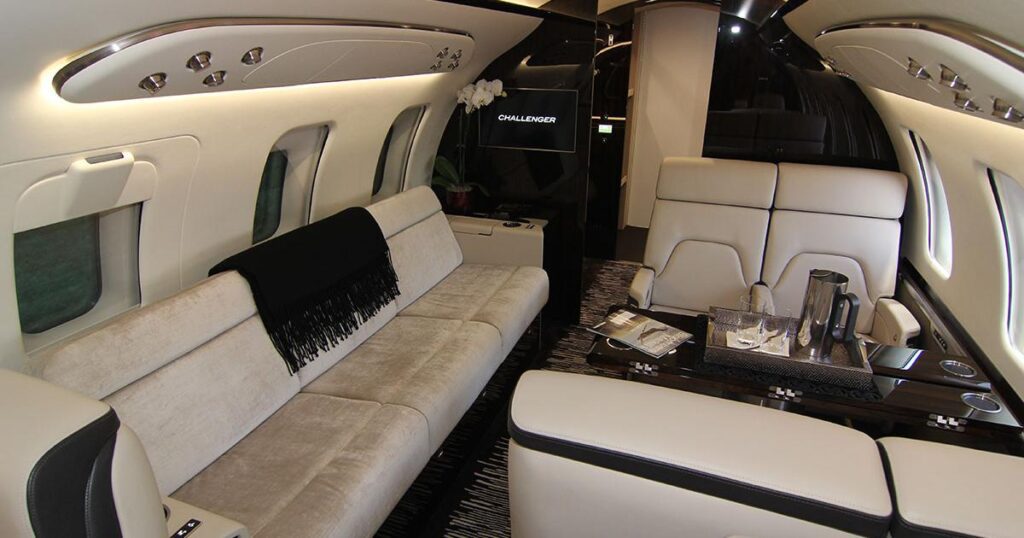 Bombardier Challenger 650