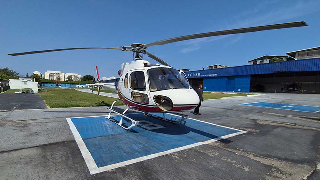 Helicóptero Esquilo AS 350 B2