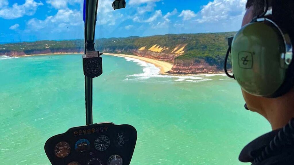 Passeio de Helicóptero na Praia de Pipa-RN - Pacote 02
